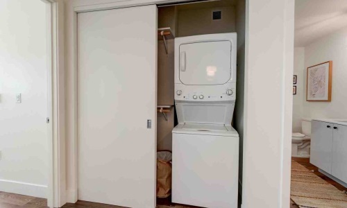 apartments with washer dryer included