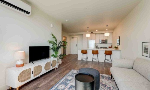 https://liveatthemiller.com/p/studio-2-bath