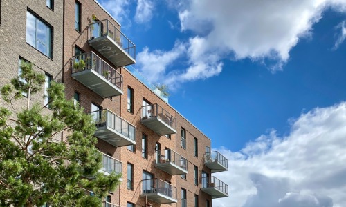 apartment amenities modern luxury apartment building exterior