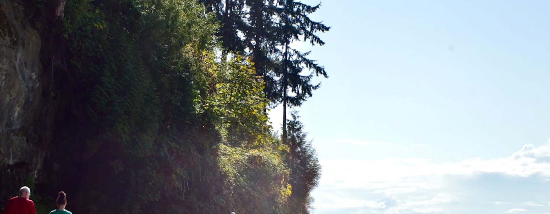 Vancouver waterfront trail along the Columbia River with scenic views