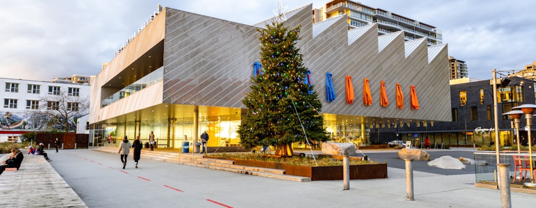 Vancouver Mall shopping area - apartments near vancouver mall